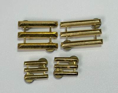 韵星假日拍卖第三十一期 -- Rimey Holidays Auction 31 - 空军领章肩章一组