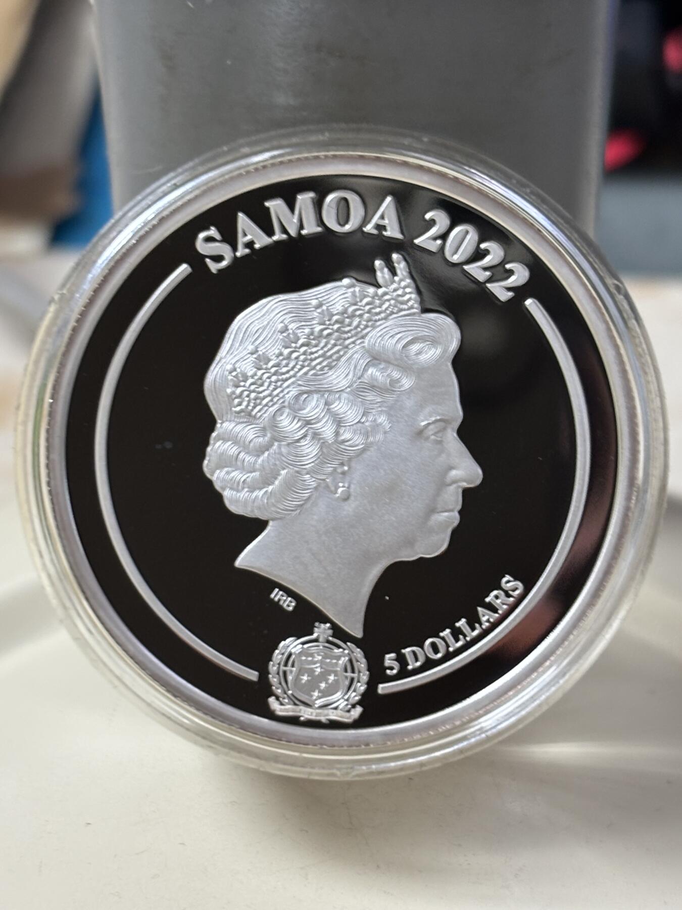 第185期拍卖 萨摩亚2022年黄金昆虫系列1盎司纪念银币3枚全，999银，1盎司*3，发行999枚，稍有氧化