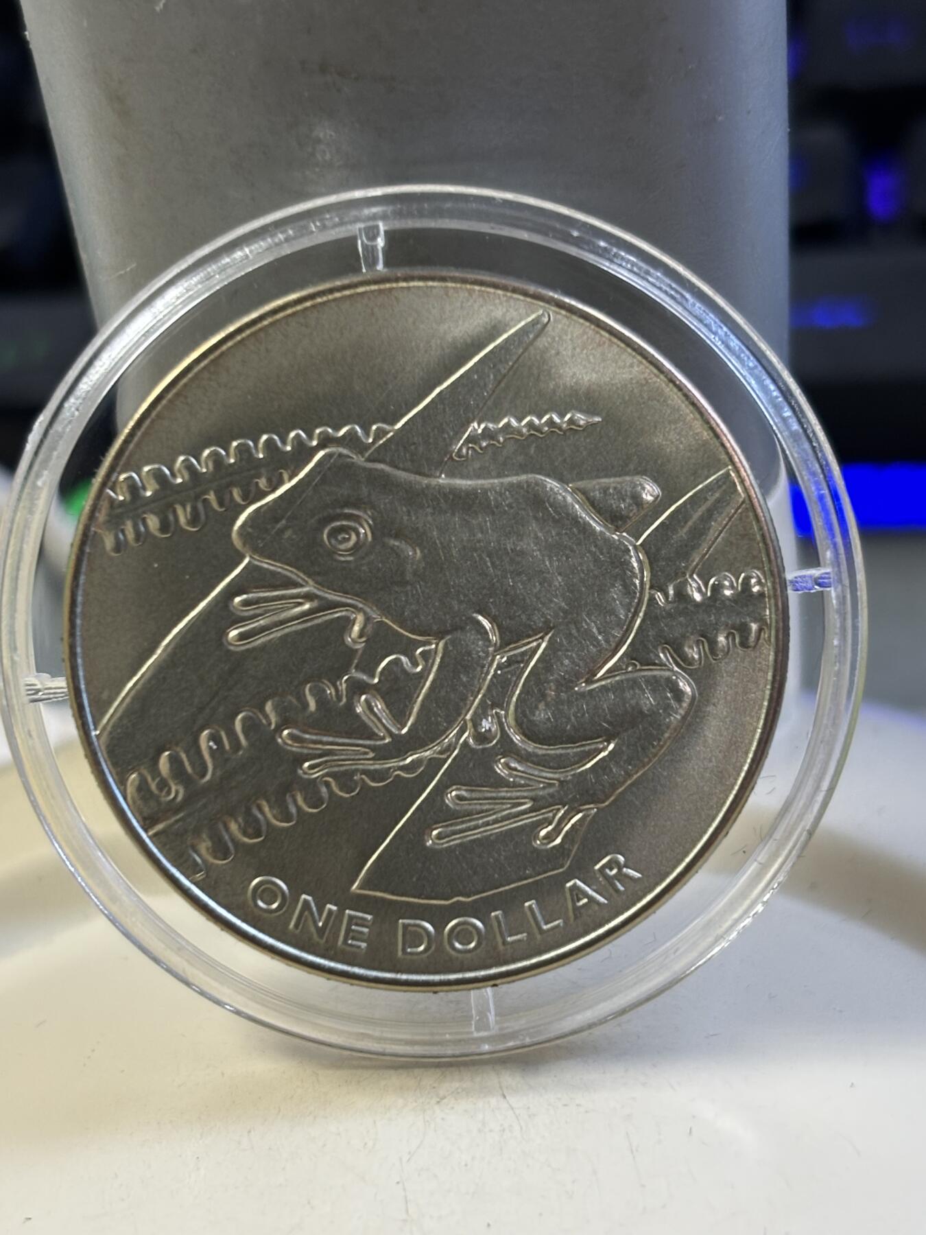 第184期拍卖 斐济2018年动物系列树蛙黄色纯钛纪念币