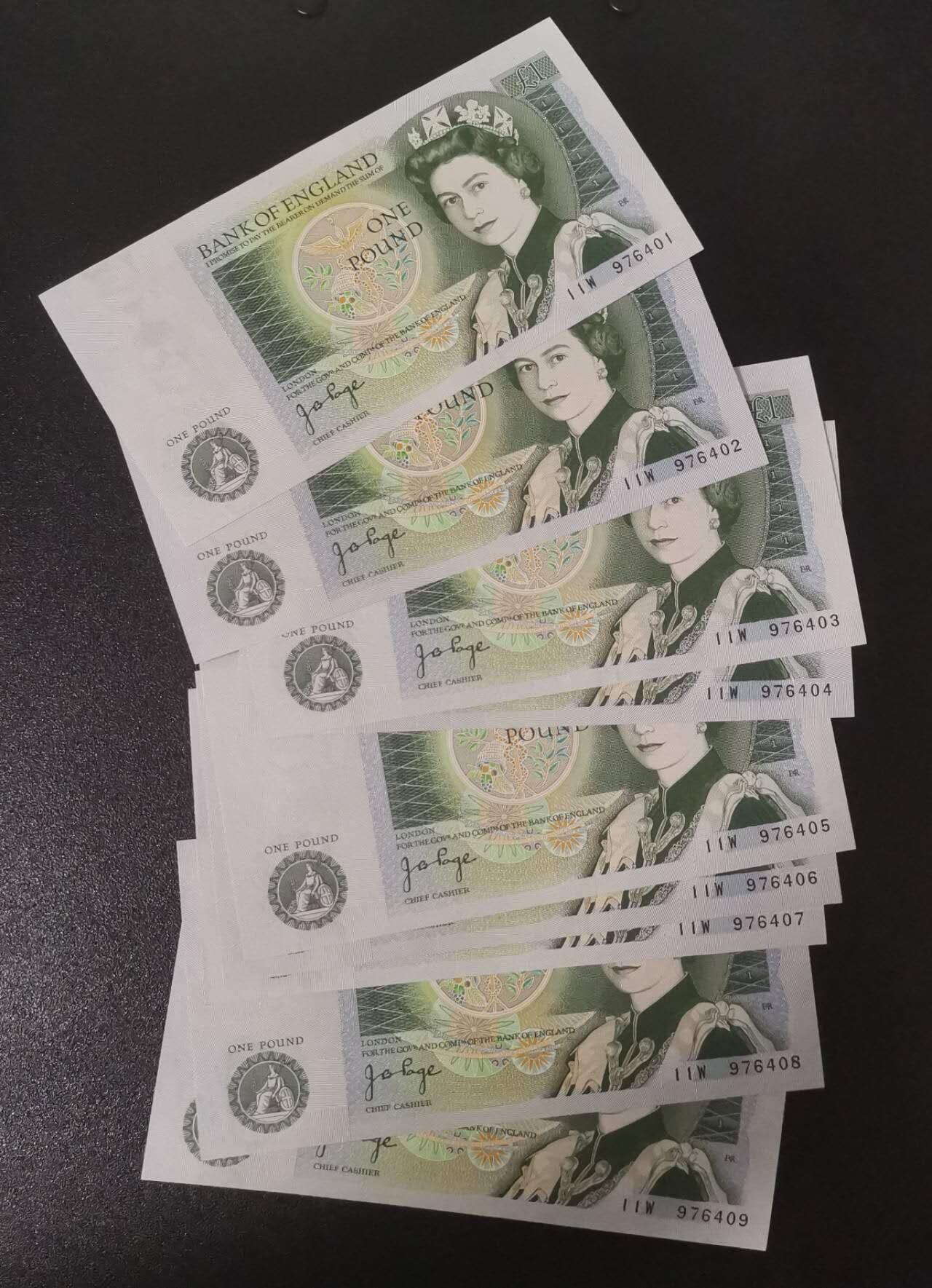 《艾美收藏》第223期-12.7周日外币畅拍 (9张)英国D序列1978-81年1镑UNC 零星几张轻微压痕 J.B.Page签名 P-377a