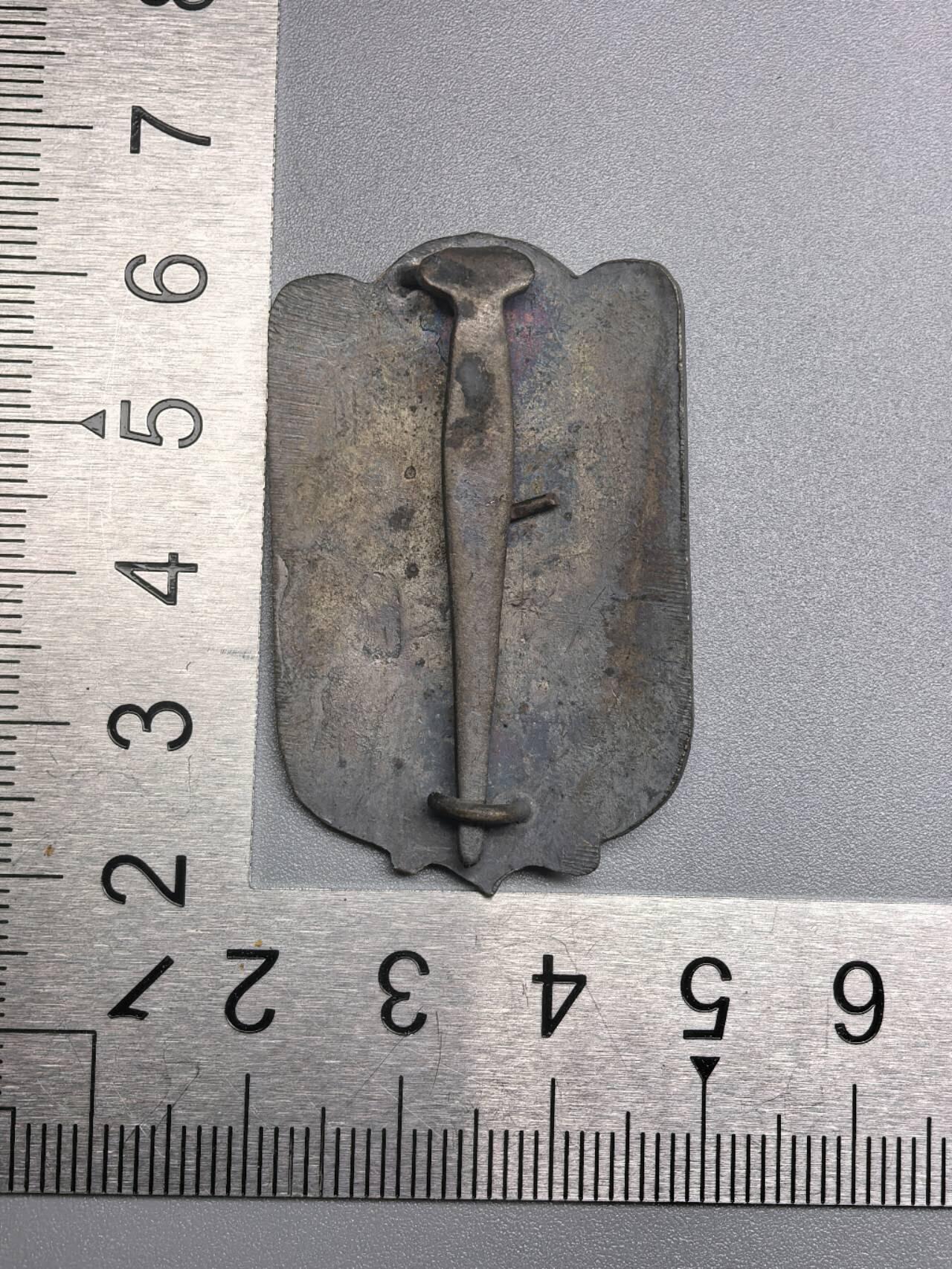 小驴勋章奖章收藏12月06日周六晚六点拍卖（珍爱和平，收藏战争，铭记历史，勿忘国耻，忠党爱国。有偿代拍，送拍规则在简介最后，参拍须阅读规则后再参拍，关系到运费包装发货时效真假辨别等关键信息，拍卖时不再发原图，看大图店主微信码在拍卖店铺介绍里） 在乡会会员章