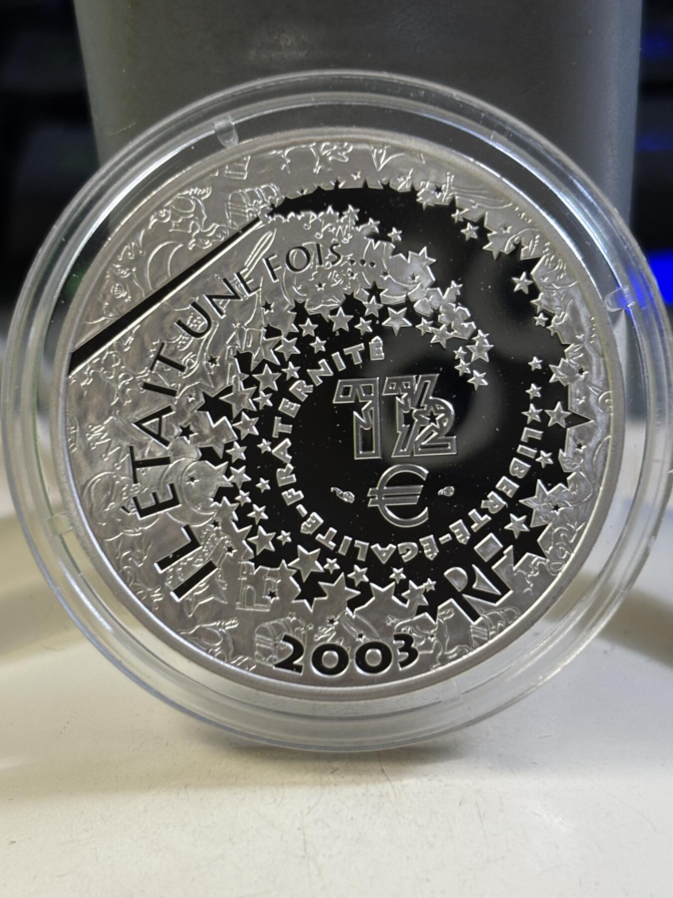 第184期拍卖 法国2003年童话系列匹诺曹彩色纪念银币3，900银，22.2克银价277