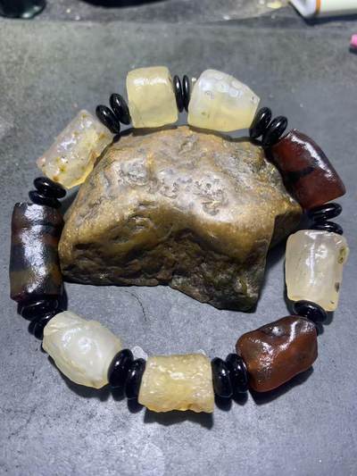 精美戈壁天然管状玛瑙原石手串一条， - 精美戈壁天然管状玛瑙原石手串一条，