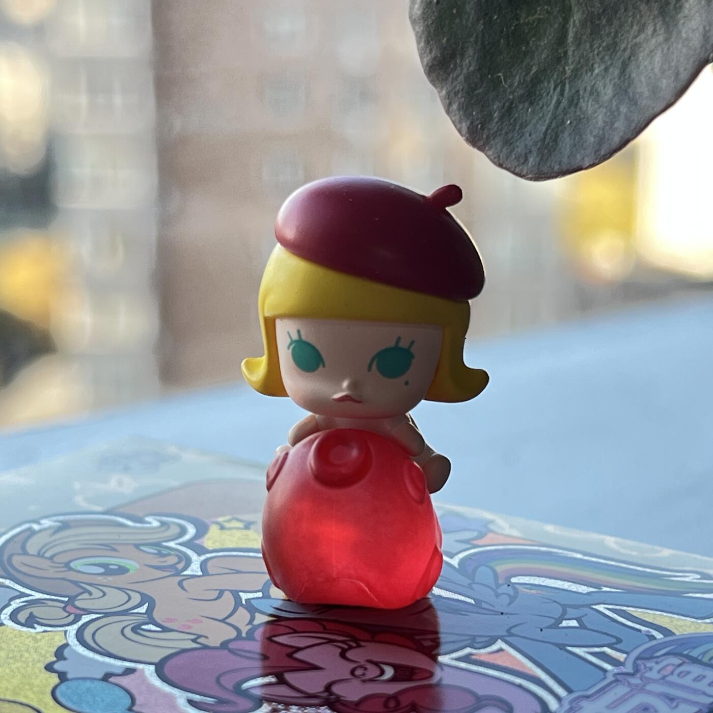 锦色铺子的潮玩拍第六期🌸🌸   泡泡玛特  遇见锦鲤系列萌粒 Molly 鸿运锦鲤 尺寸约20mmX35mm