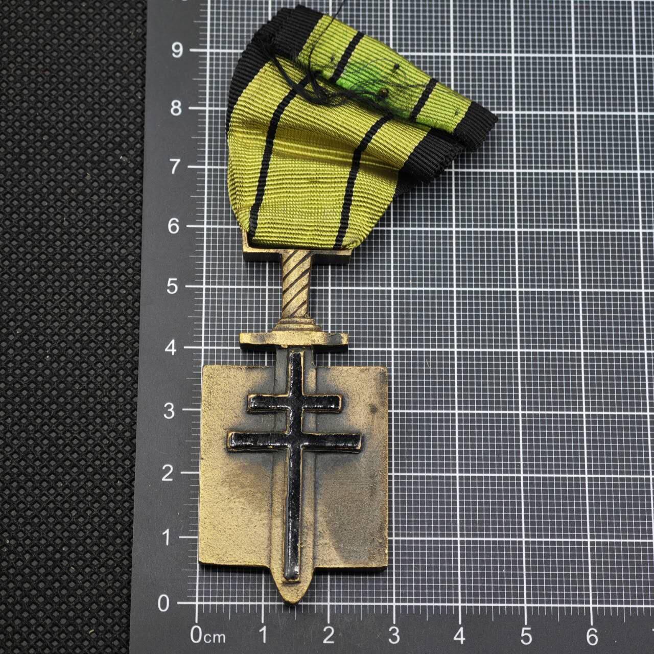 【淘币小摊】限时拍第八百二十三拍  纪念章场  满百包邮可预留两周  周一统一发货  爱国军事荣誉奖章