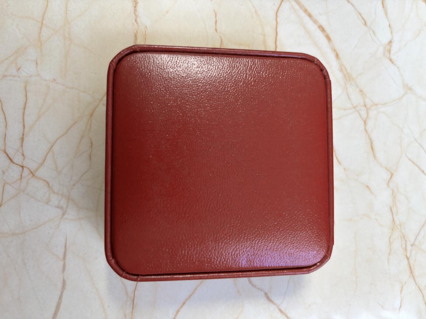 第184期拍卖 南乔治亚与南桑威奇群岛 2016 2磅 海洋-暮光区 青钛币 10g 36.1mm 发行量7500枚 市场价350