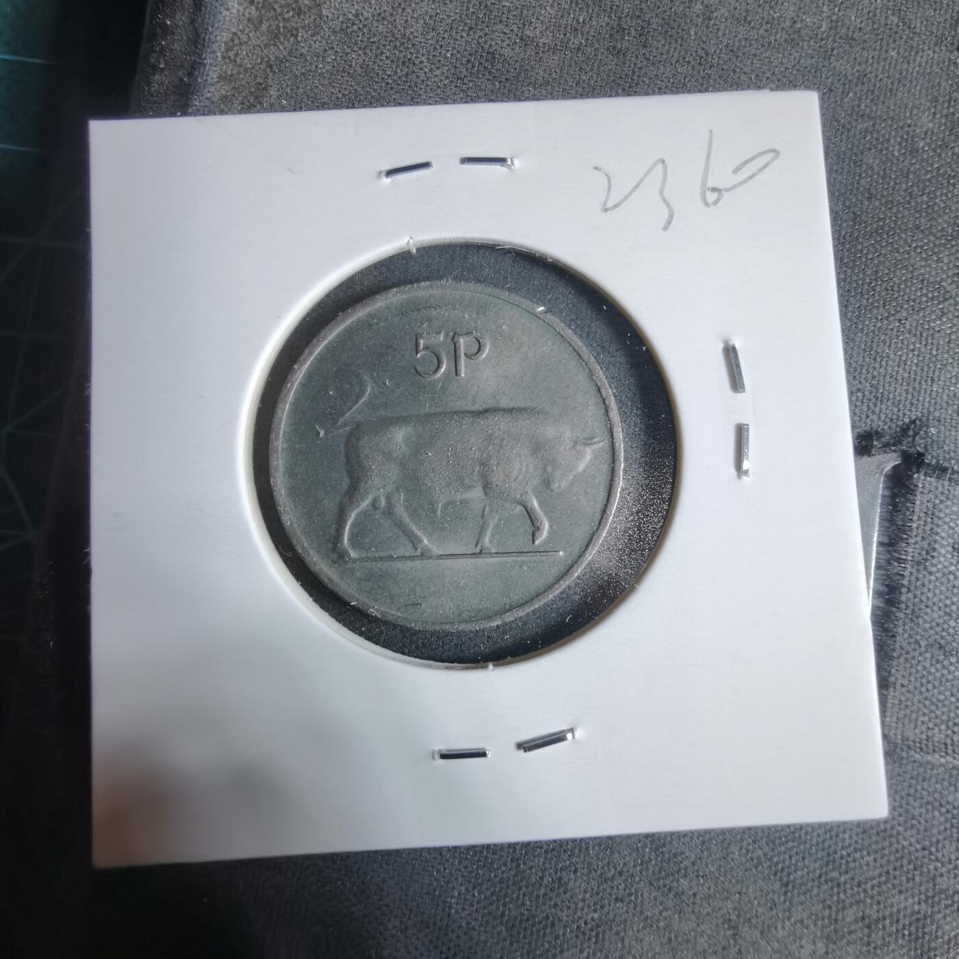 沼泽如烟--第923场 爱尔兰1976年5便士