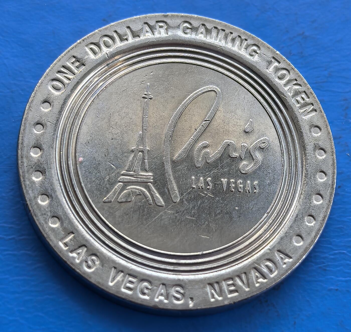 外国优质老铜币银币持续添加中，周六九点倒数截拍，满百包邮，可寄存半年，喜欢朋友微信扫描二维码可直接参拍