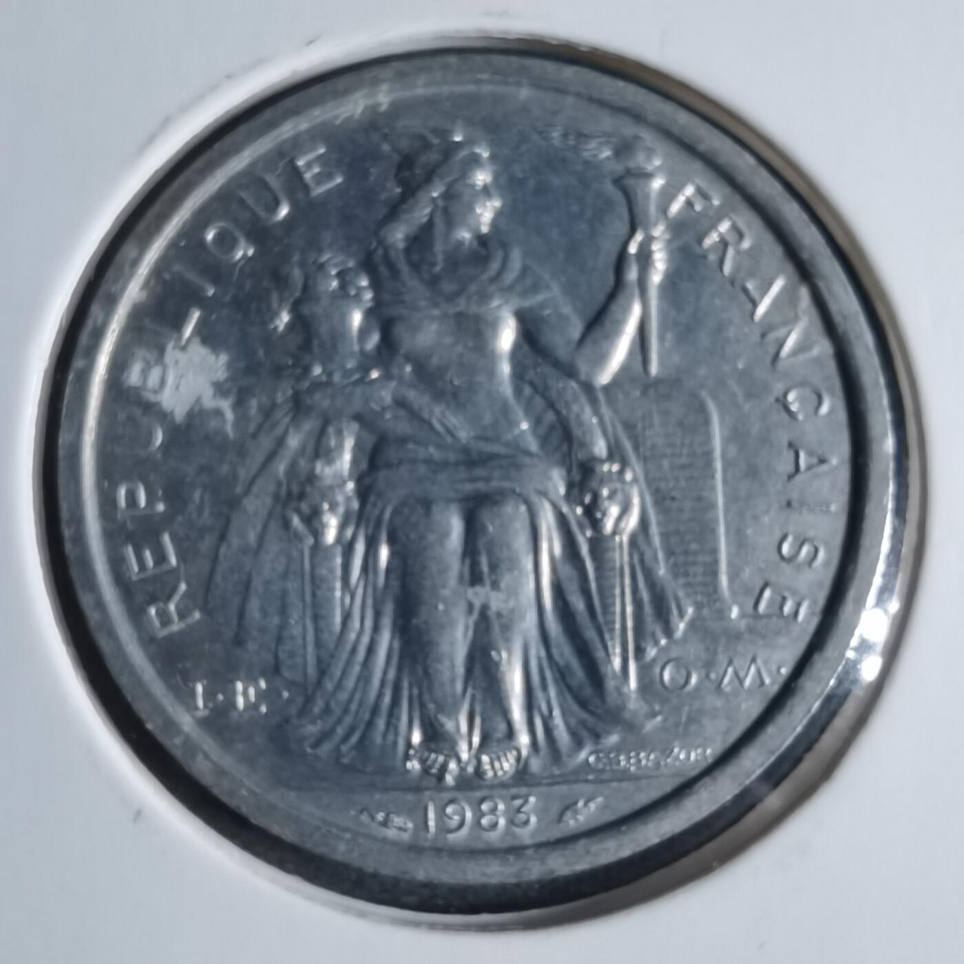 沼泽如烟--第923场 法属新喀里多尼亚1983年2法郎