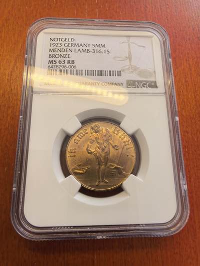 长老汇蛇年精选第八十场拍卖 - 1923 德紧门肯5百万马克铜币，NGC MS63RB