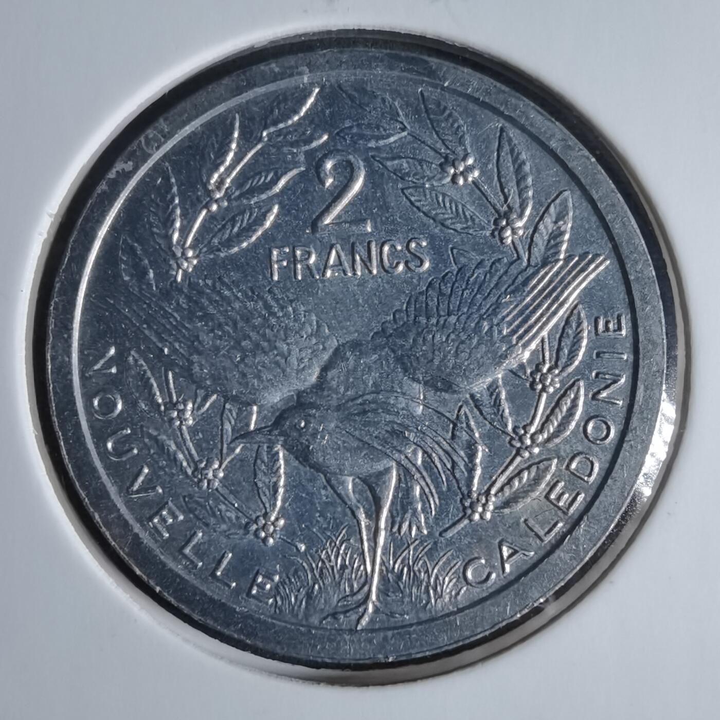 沼泽如烟--第923场 法属新喀里多尼亚1983年2法郎