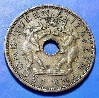 外国优质老铜币银币持续添加中，周六九点倒数截拍，满百包邮，可寄存半年，喜欢朋友微信扫描二维码可直接参拍 - 罗德西亚双象1962年 1便士