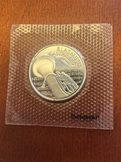 长老汇蛇年精选第八十场拍卖 - 2016瑞士铜管乐队20法郎银币，20克835银，3万枚