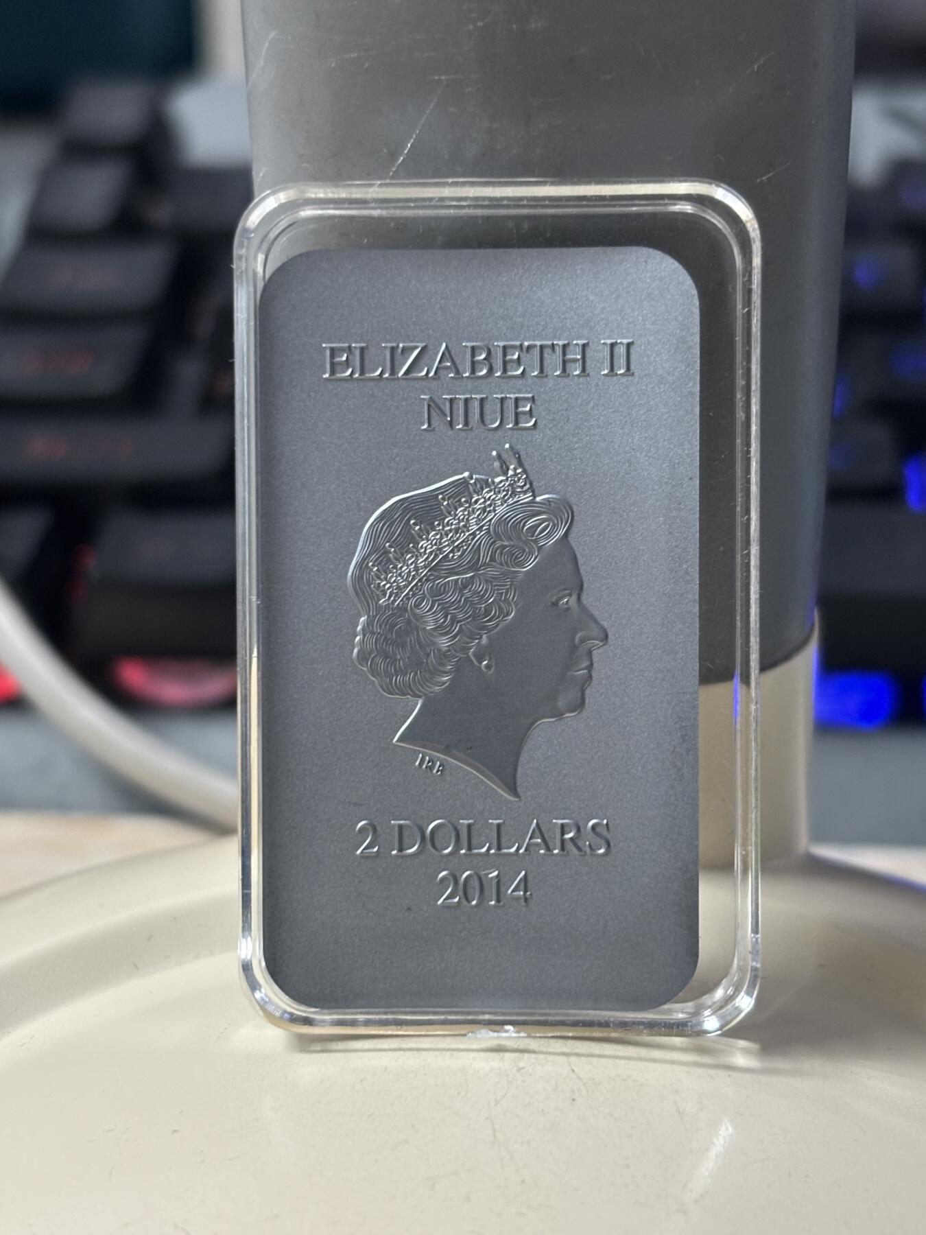 第185期拍卖 纽埃2014年遗产系列圣约翰洗礼1盎司彩色矩形银币，999银，发行3000枚