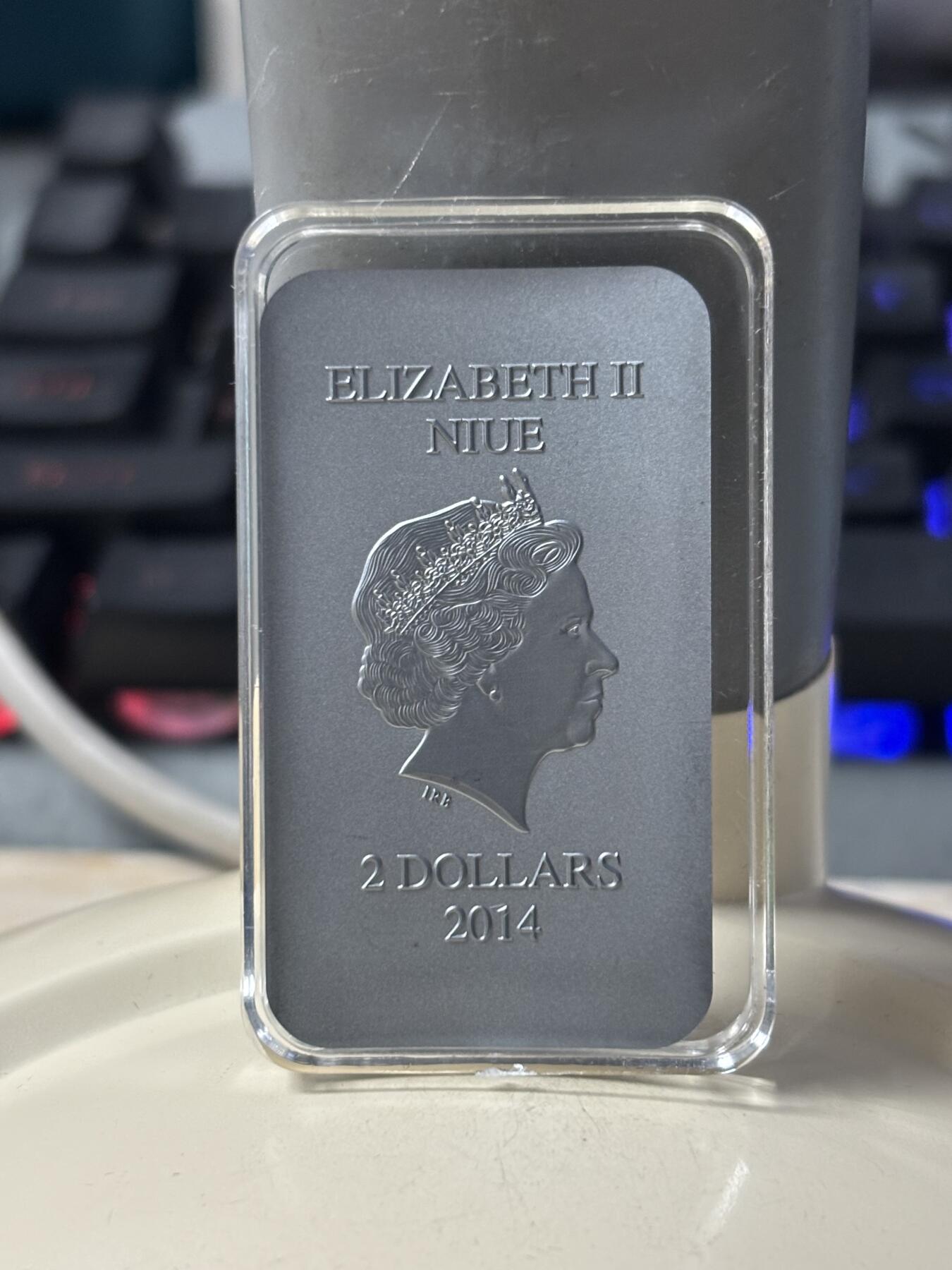 第185期拍卖 纽埃2014年遗产系列圣约翰洗礼1盎司彩色矩形银币，999银，发行3000枚