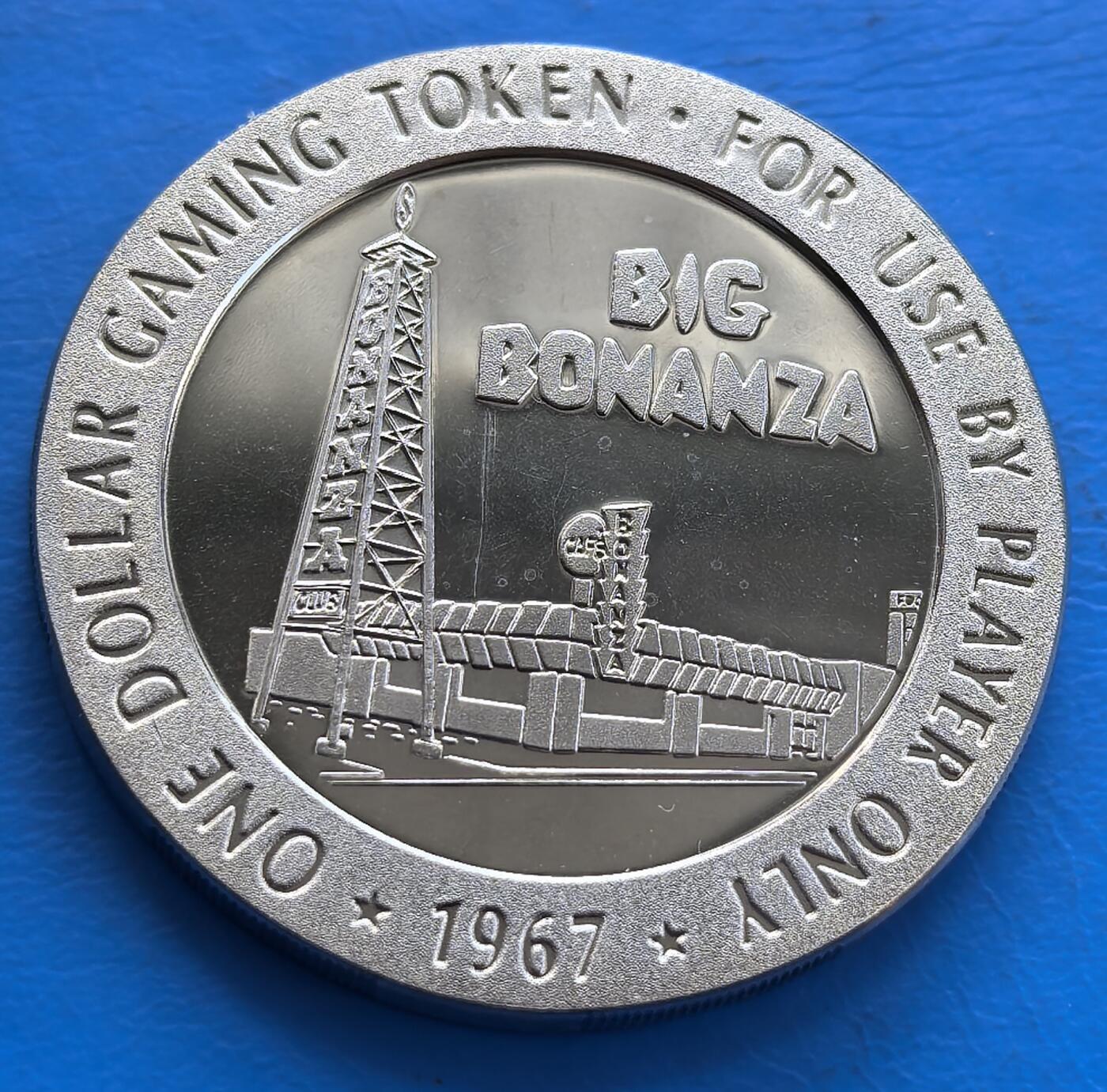 外国优质老铜币银币持续添加中，周六九点倒数截拍，满百包邮，可寄存半年，喜欢朋友微信扫描二维码可直接参拍 美国内达华州1967年大富豪酒店1元代用币