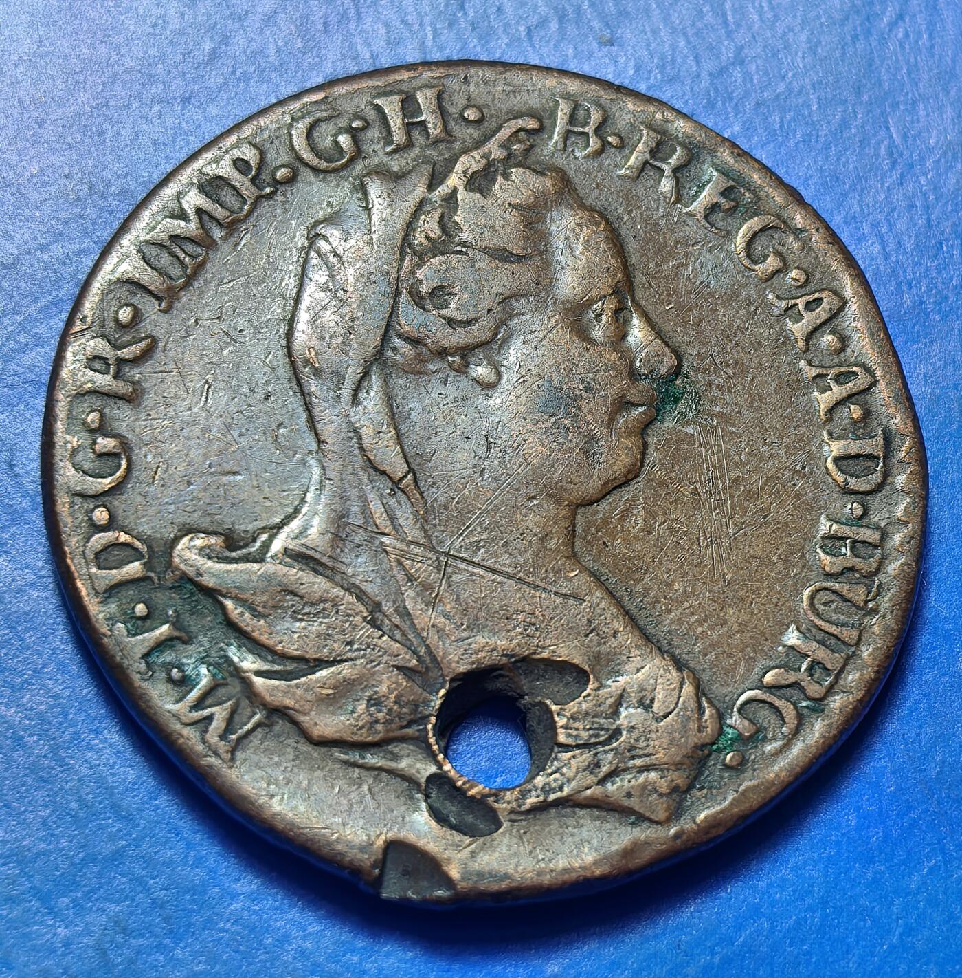 外国优质老铜币银币持续添加中，周六九点倒数截拍，满百包邮，可寄存半年，喜欢朋友微信扫描二维码可直接参拍 奥匈帝国玛丽亚·特蕾莎1777年大铜币