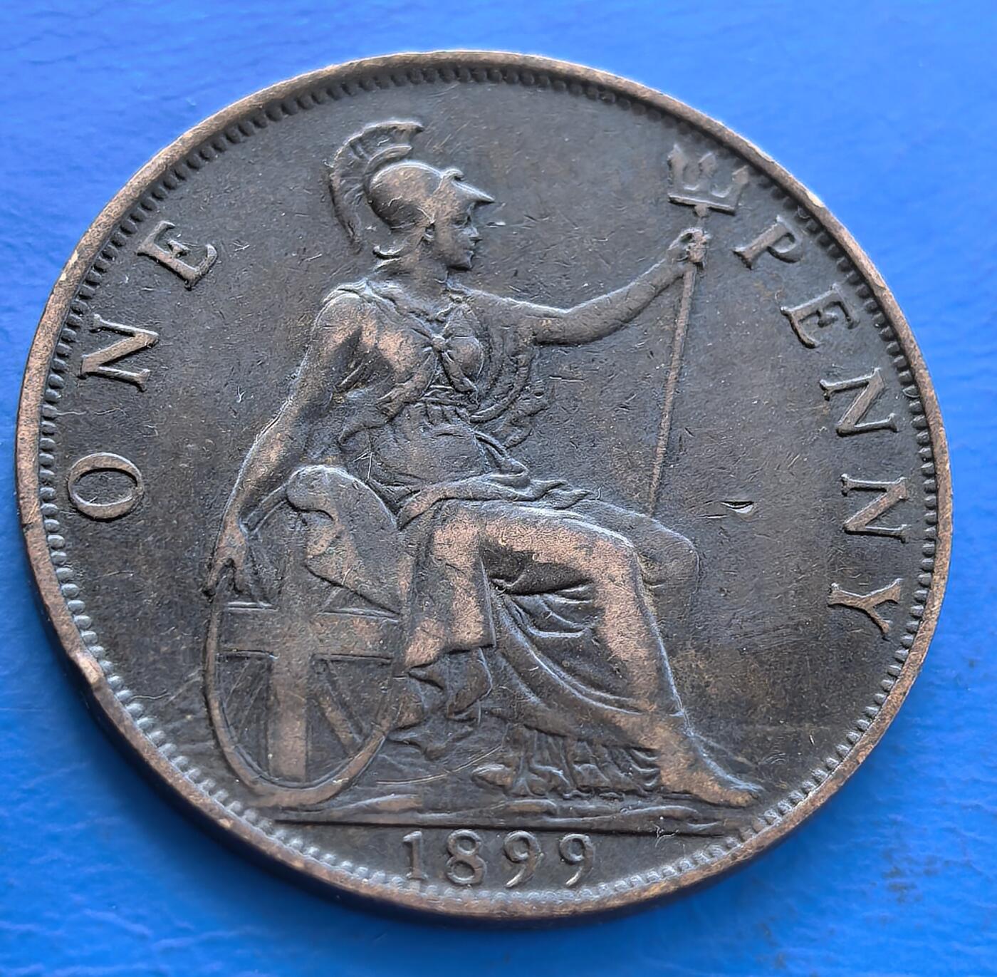 外国优质老铜币银币持续添加中，周六九点倒数截拍，满百包邮，可寄存半年，喜欢朋友微信扫描二维码可直接参拍 英国1899年大便士