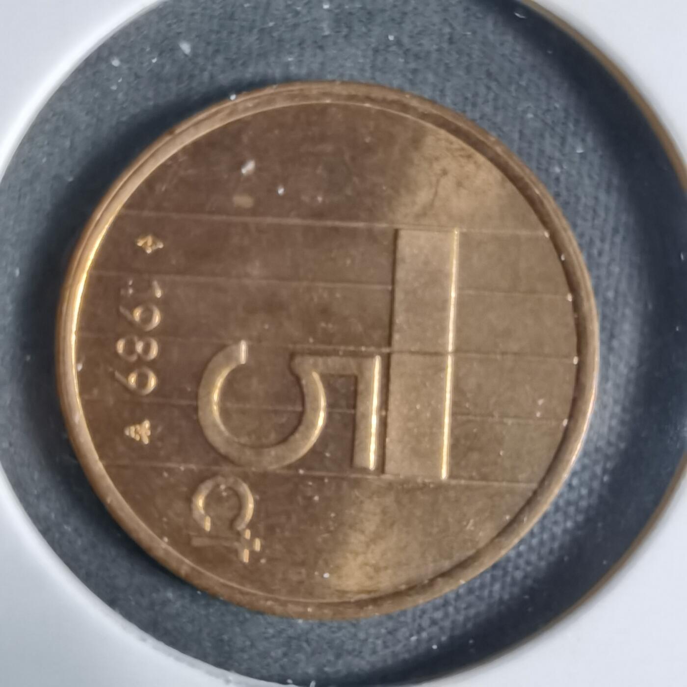 沼泽如烟--第923场 荷兰1989年五分