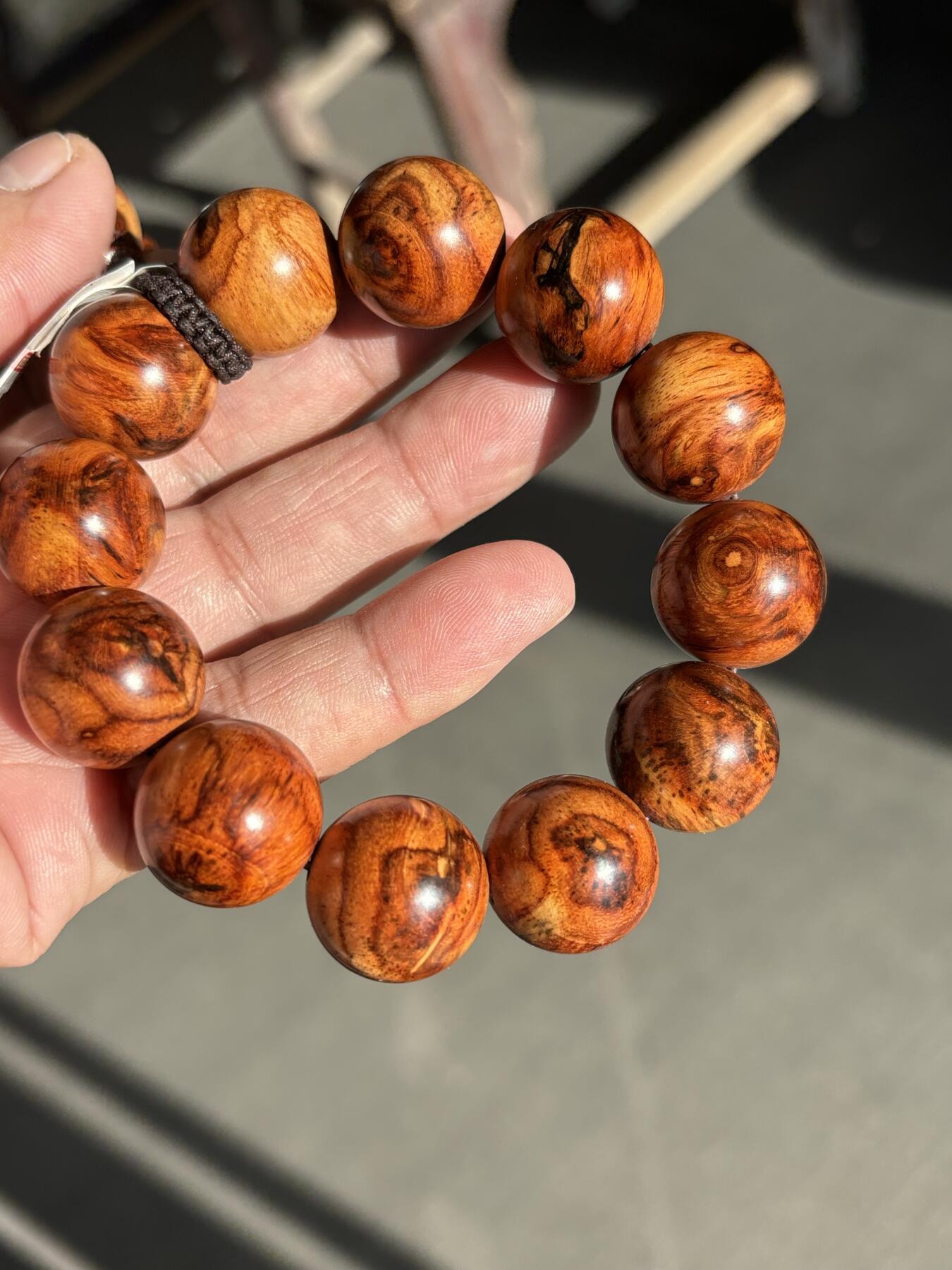 黄花梨手串一条货真价实图物一致