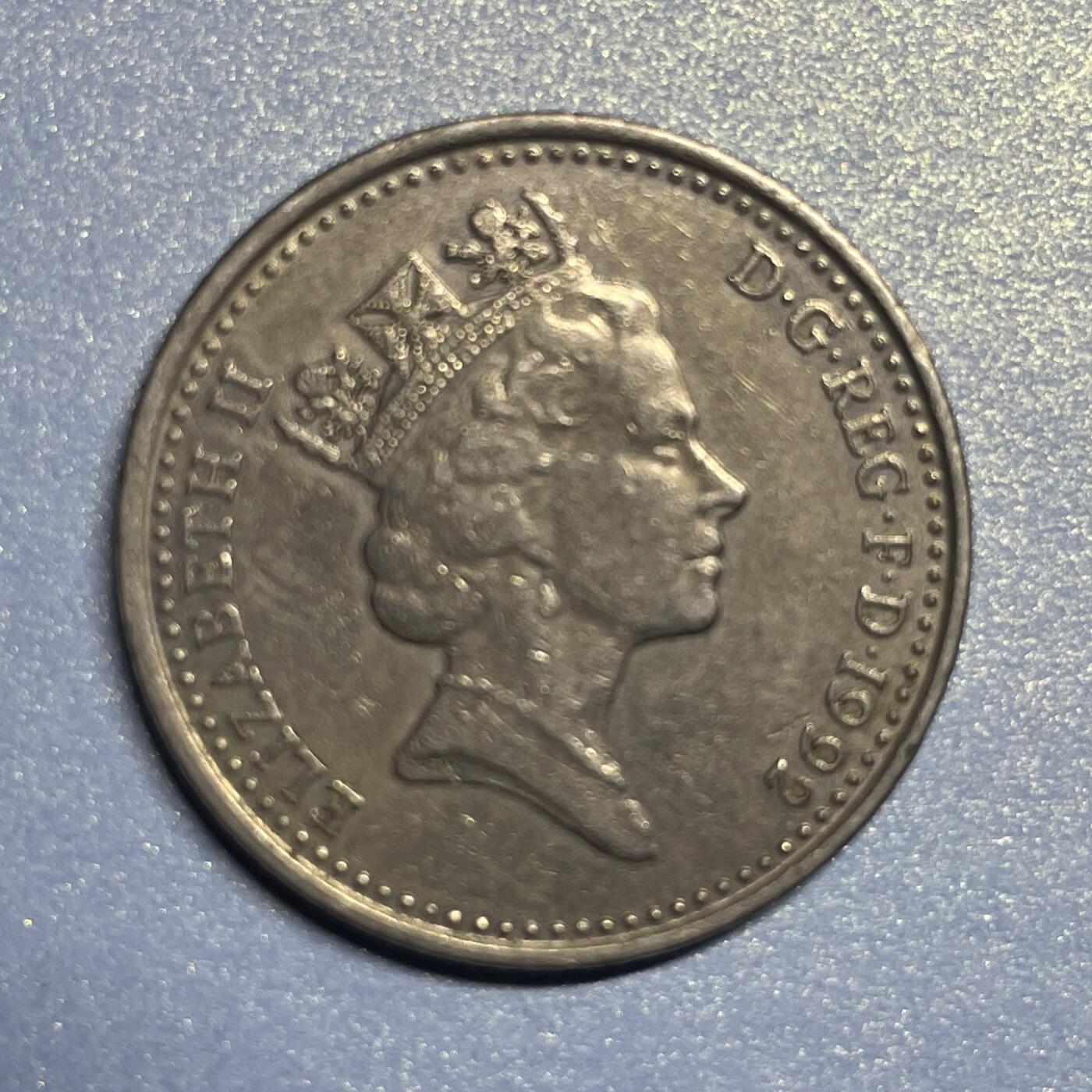 【世界各国硬币】限时专拍 【002】英国1992年10便士硬币