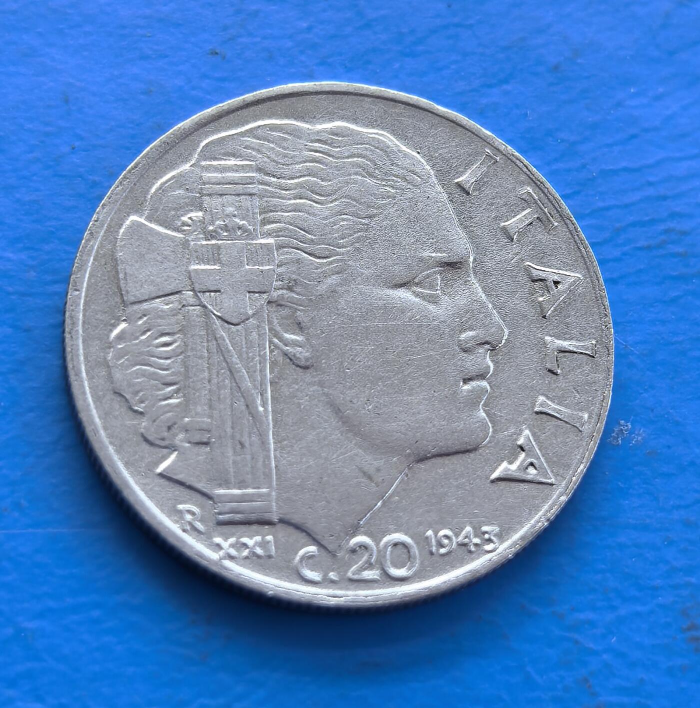 外国优质老铜币银币持续添加中，周六九点倒数截拍，满百包邮，可寄存半年，喜欢朋友微信扫描二维码可直接参拍 意大利1943年20分