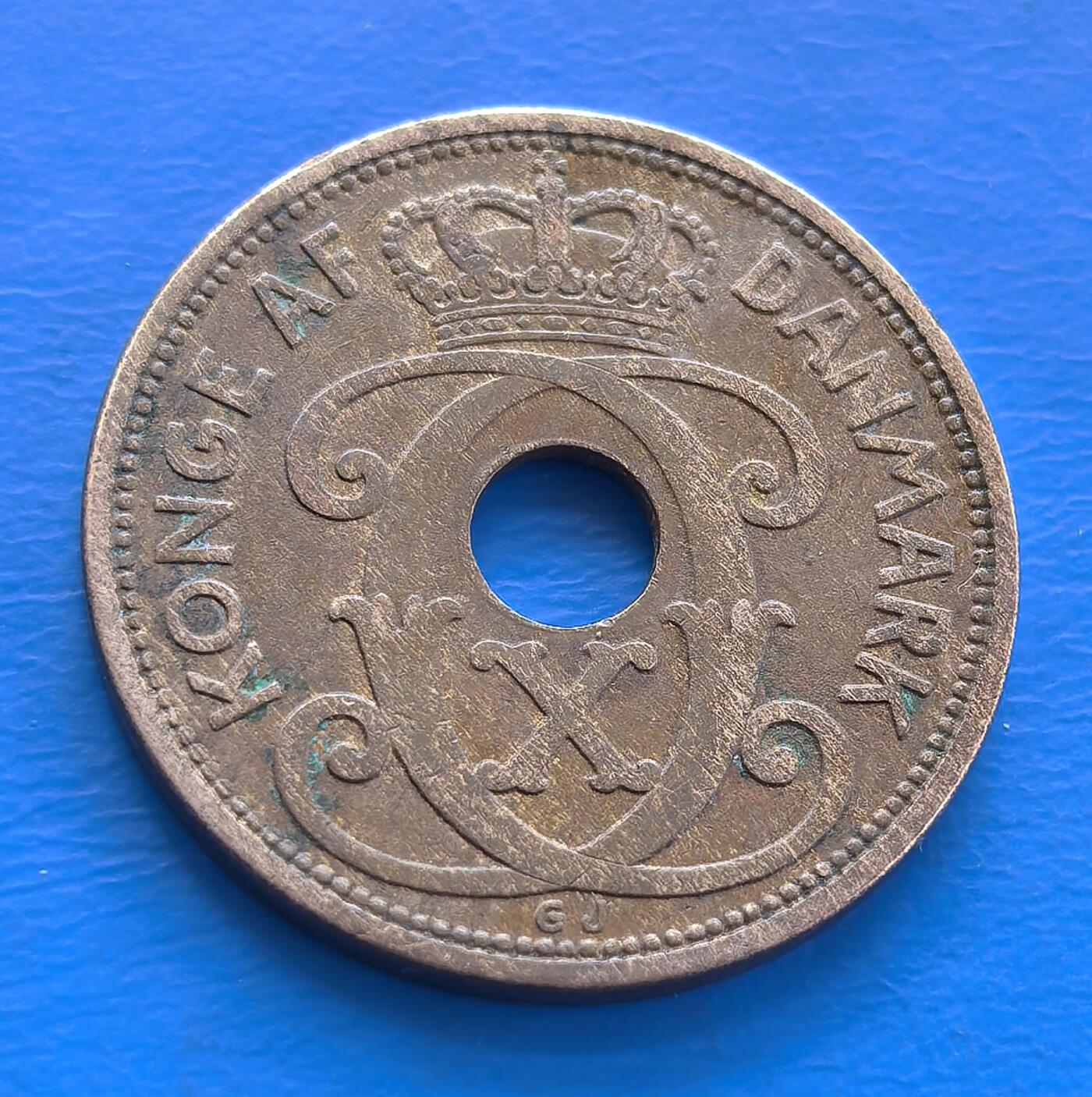 外国优质老铜币银币持续添加中，周六九点倒数截拍，满百包邮，可寄存半年，喜欢朋友微信扫描二维码可直接参拍 丹麦1938年5欧尔