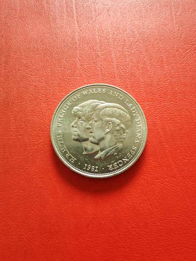 【云涧收藏】第八十二场 - 英国1981年查尔斯戴安娜结婚克朗型纪念币