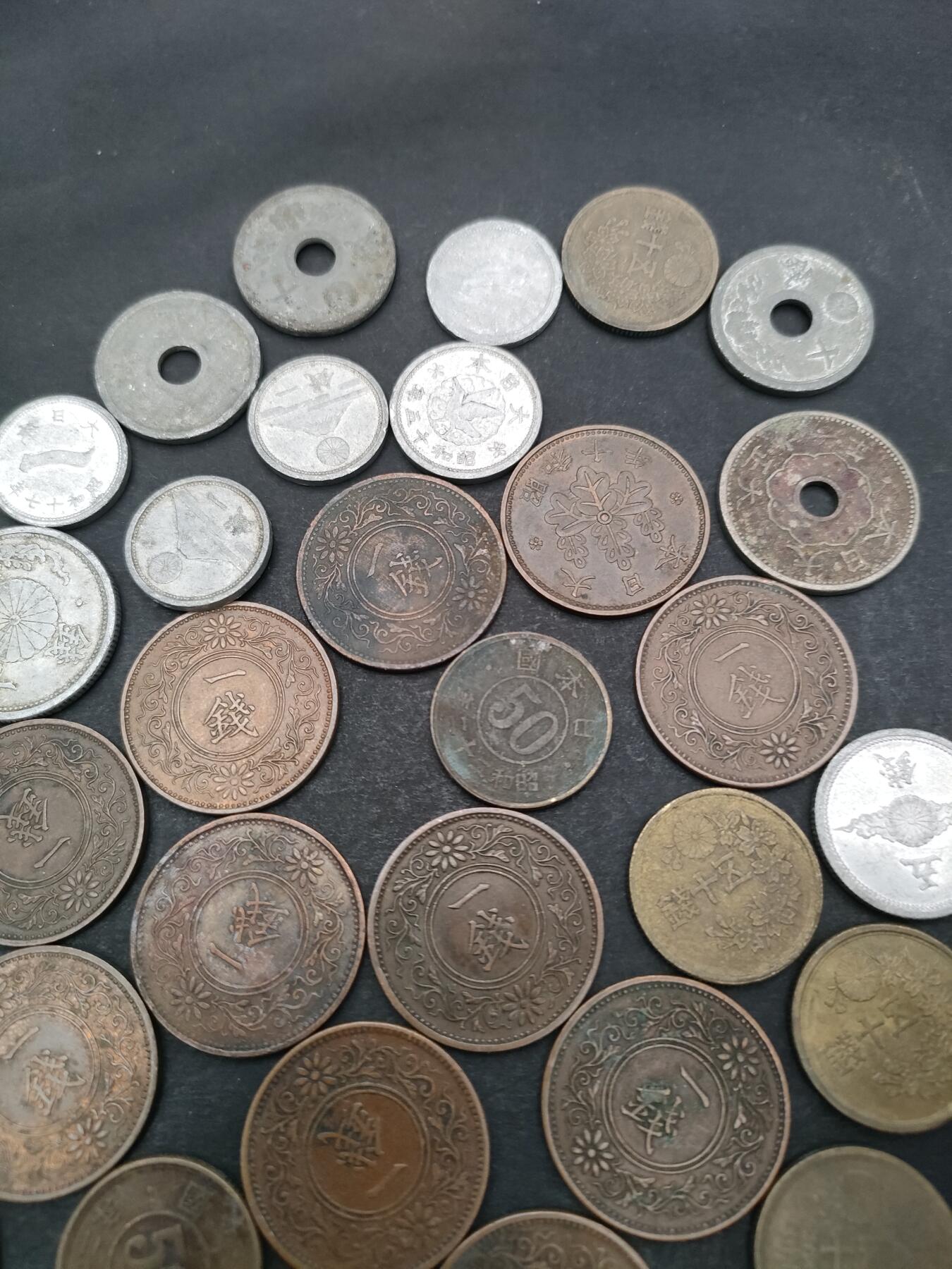 猩哥外币小铺➨【第205场】 钱币60个