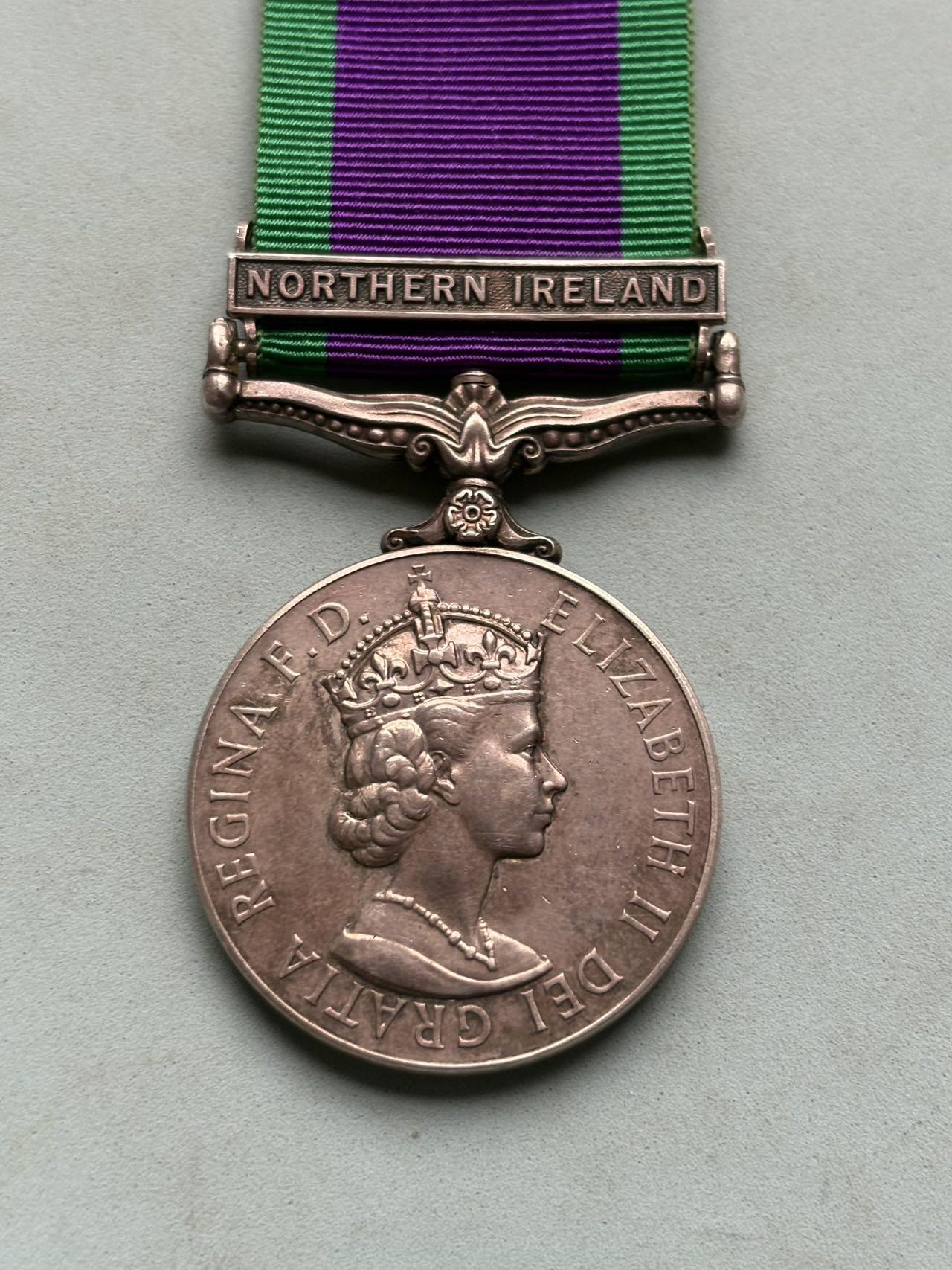 盛世勋华——号角文化勋章邮票专场拍卖第292期 英国常规服役奖章 伊丽莎白二世版 带北爱尔兰条 银制带刻名 