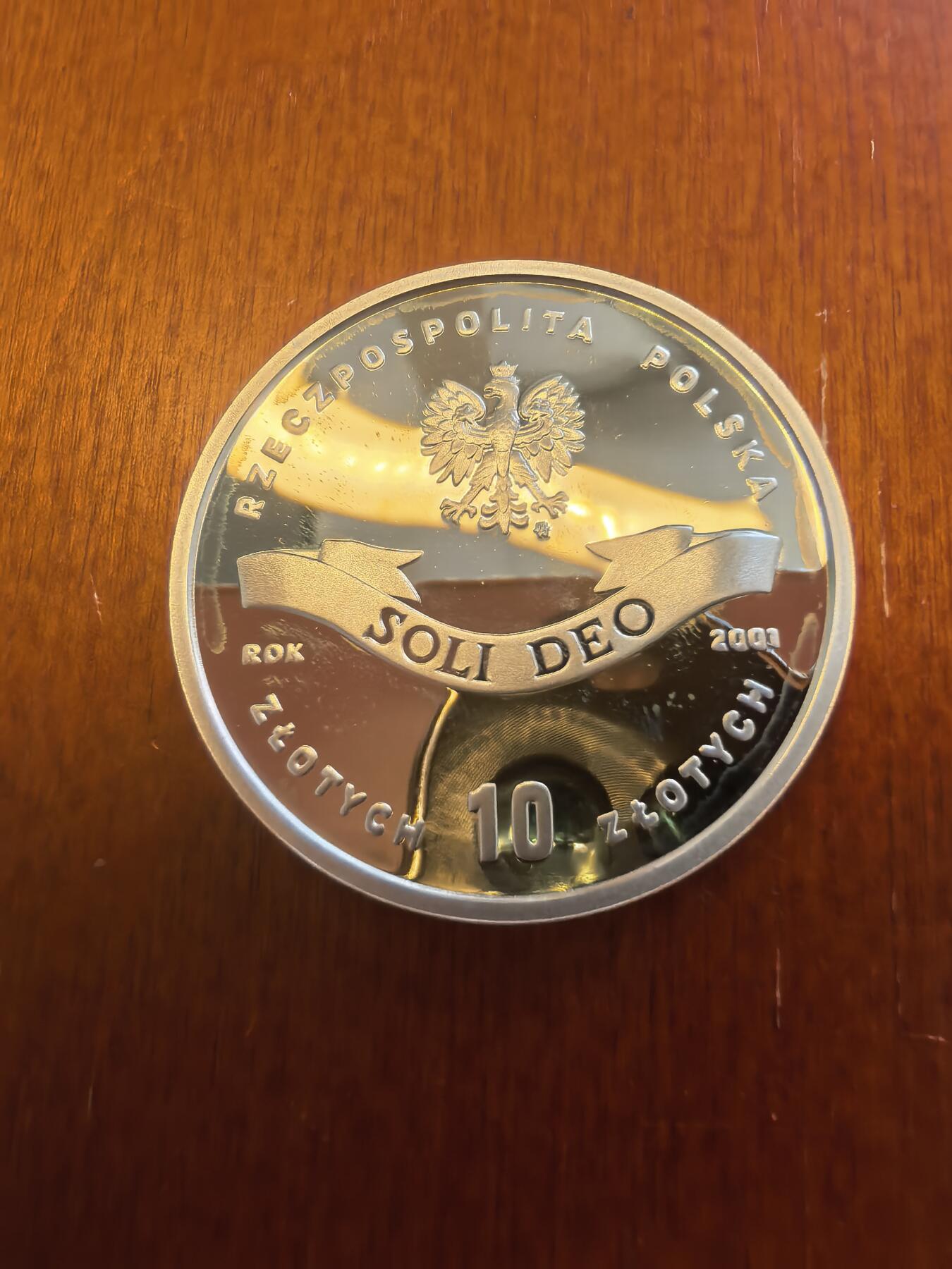 长老汇蛇年精选第八十场拍卖 2001波兰大主教斯蒂芬·维辛斯基10兹罗提精制银币，14.14克925银