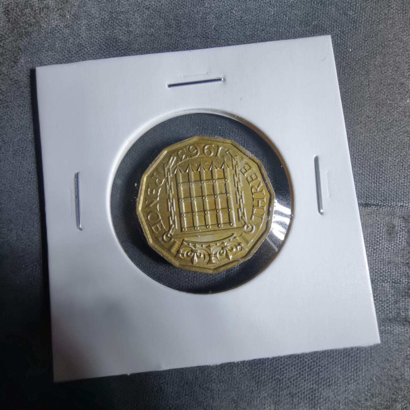 沼泽如烟--第923场 英国1963年3便士