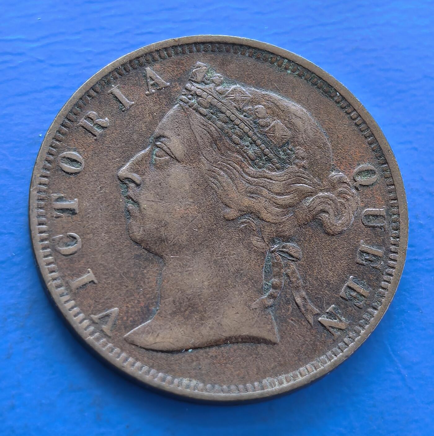 外国优质老铜币银币持续添加中，周六九点倒数截拍，满百包邮，可寄存半年，喜欢朋友微信扫描二维码可直接参拍 少见海峡1884年半分