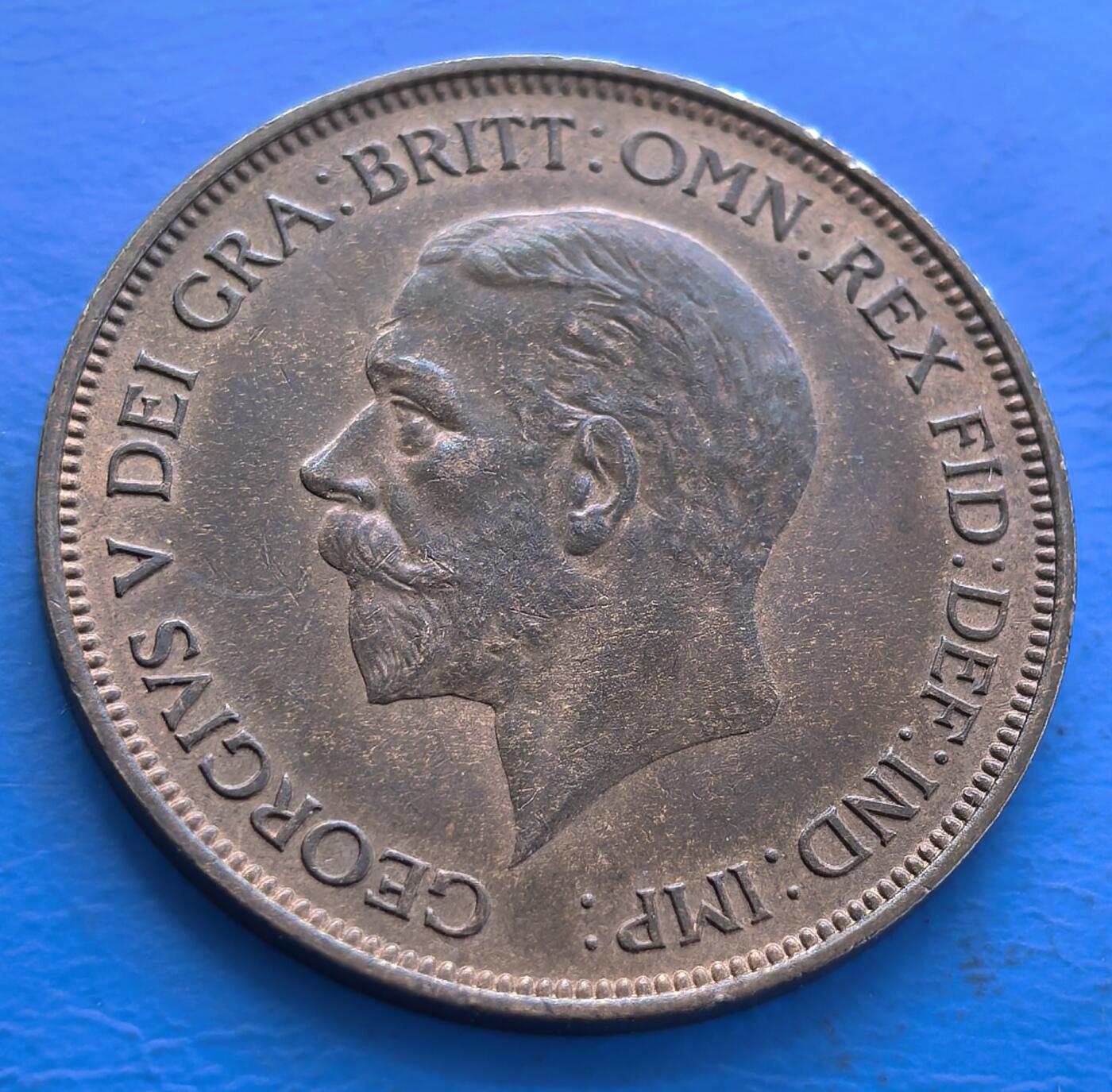 外国优质老铜币银币持续添加中，周六九点倒数截拍，满百包邮，可寄存半年，喜欢朋友微信扫描二维码可直接参拍 原光英国1936年大便士