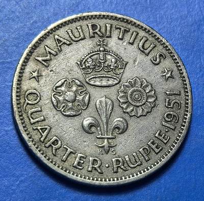 外国优质老铜币银币持续添加中，周六九点倒数截拍，满百包邮，可寄存半年，喜欢朋友微信扫描二维码可直接参拍 - 毛里求斯1951年1/4卢比
