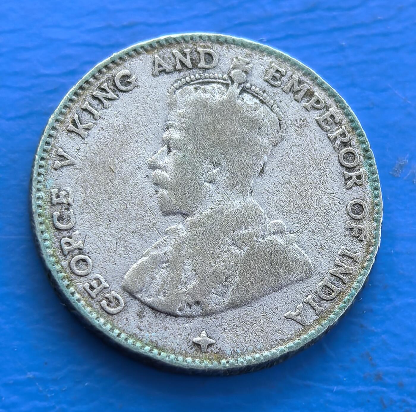 外国优质老铜币银币持续添加中，周六九点倒数截拍，满百包邮，可寄存半年，喜欢朋友微信扫描二维码可直接参拍 海峡1918年10分银币