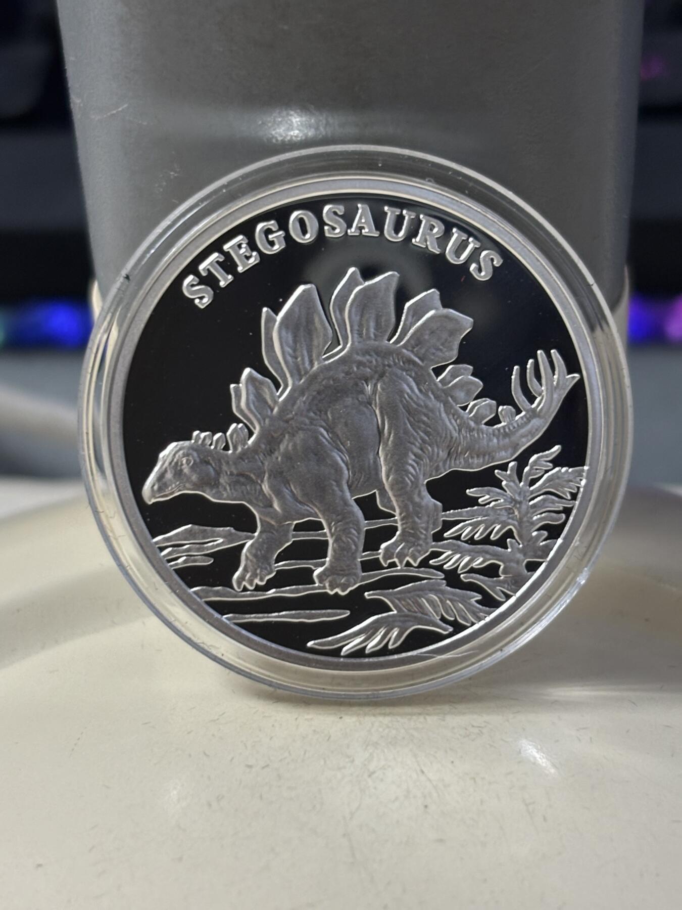 第185期拍卖 波兰2009年恐龙精制纪念银章8枚套原盒证，华沙造币厂 925银，14.14g*8 发行量15000套