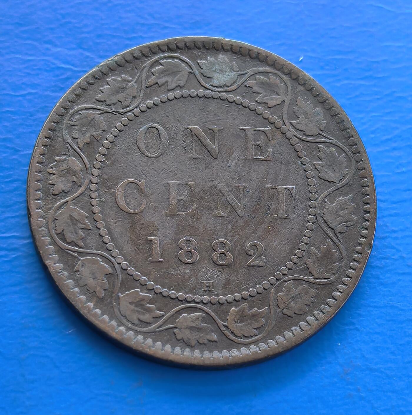 外国优质老铜币银币持续添加中，周六九点倒数截拍，满百包邮，可寄存半年，喜欢朋友微信扫描二维码可直接参拍 加拿大1882年壹分H版