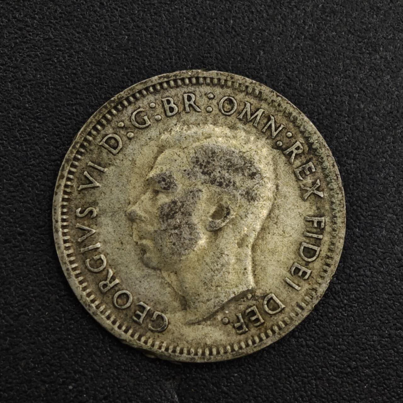 【淘币小摊】实时拍第八百二十一拍   散币场   满百包邮可预留二周 每周一统一发货   澳大利亚1952年乔治六世3便士银币