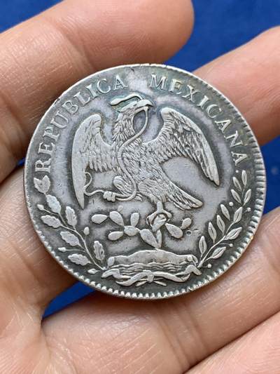 《竞宝斋》第445场 周日，周一，2场连拍 （全场包邮） - 墨西哥1875 CA MM版 8R鹰洋银币 原味黑彩 细节见图