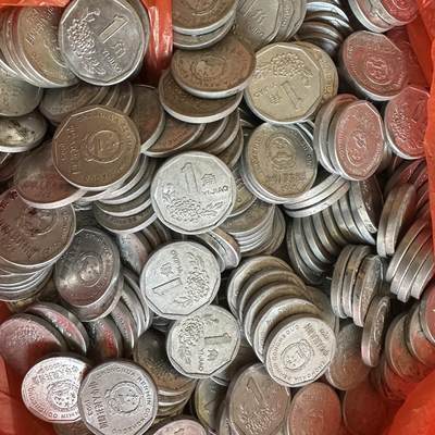 🌹外币初藏🌹🐯2025年第138场  每周二四六晚8️⃣点 接代拍 - 老三花 菊花一角50枚一组 随机发—1