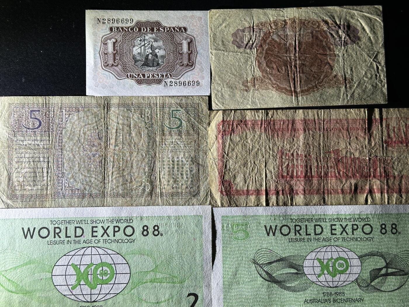 《外钞收藏家》第五百九十二期（精选场）（本平台长期征集拍品、欢迎藏友们联系合作） 西班牙、日元、法郎等 七张一起 非全新 品相如图