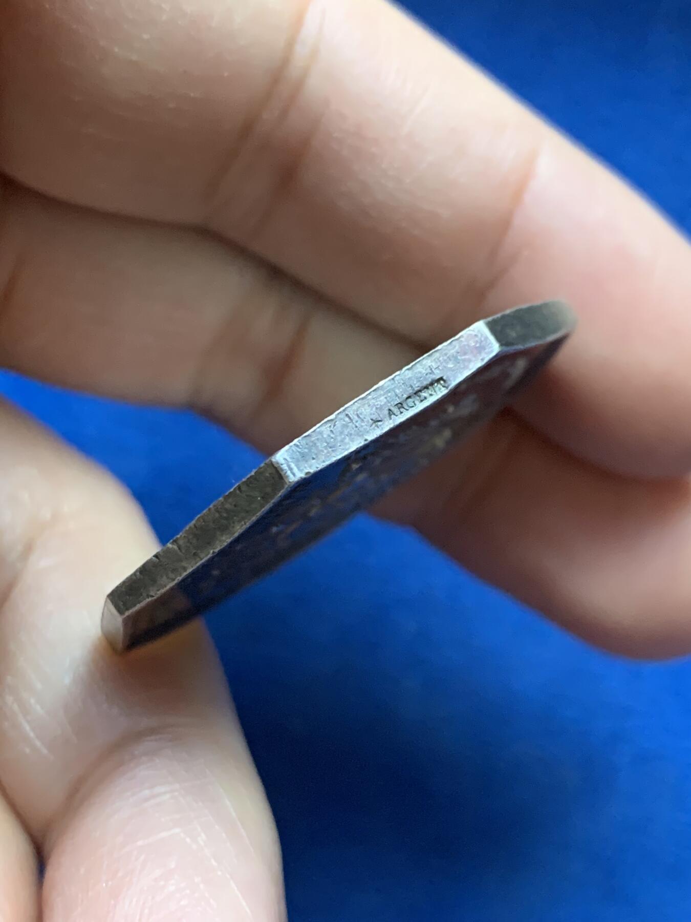 《竞宝斋》第445场 周日，周一，2场连拍 （全场包邮） 法国波尔多吉隆德海上保险公司八角银质代币 18.15克 34.5mm 蜜蜂银标