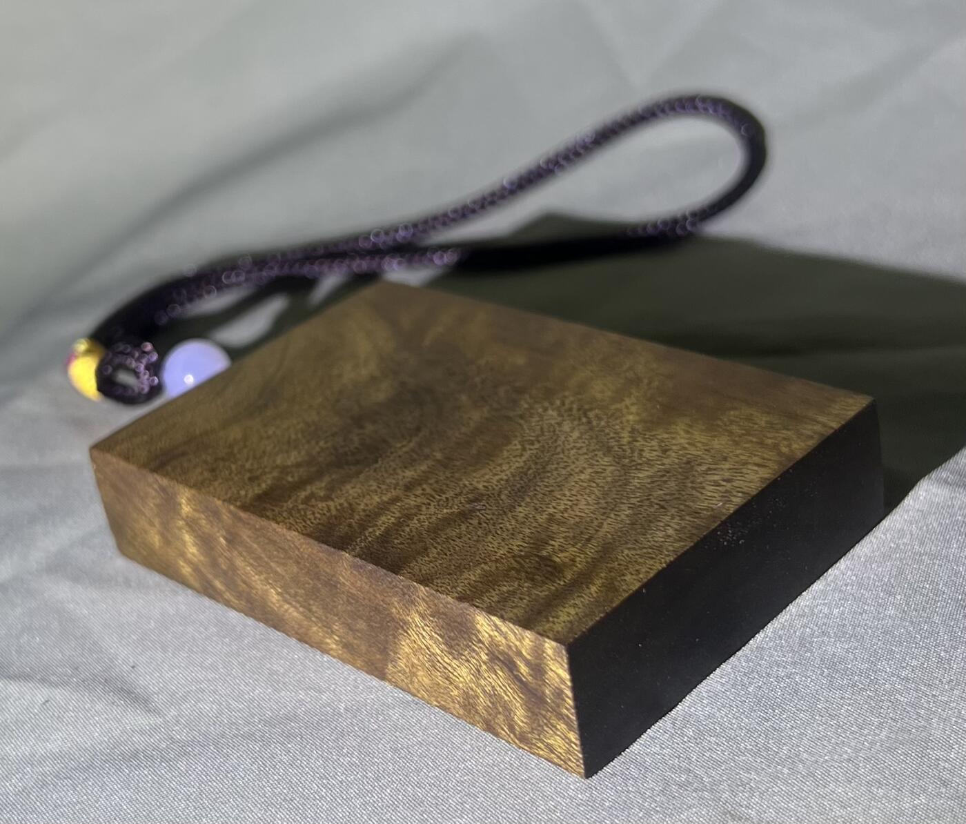 零元拍：金丝楠水波金丝牌子，香喷喷的小金砖，金光闪闪，46.5/69/14MM