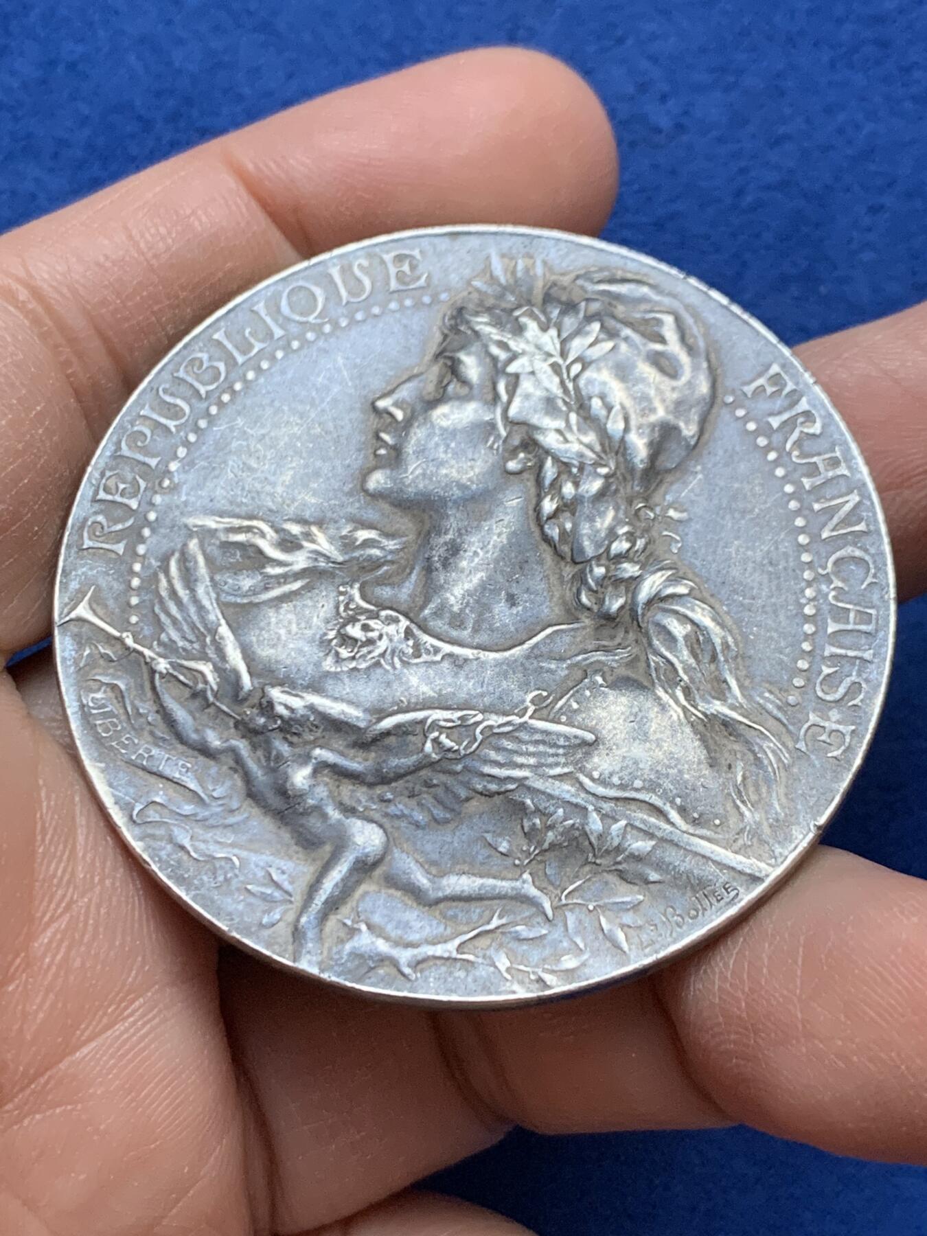 《竞宝斋》第445场 周日，周一，2场连拍 （全场包邮） 名家名作 L.Bottee作 1908年消防比赛大银章 57.7克 49.2mm 丰饶角1银标 细节丰富