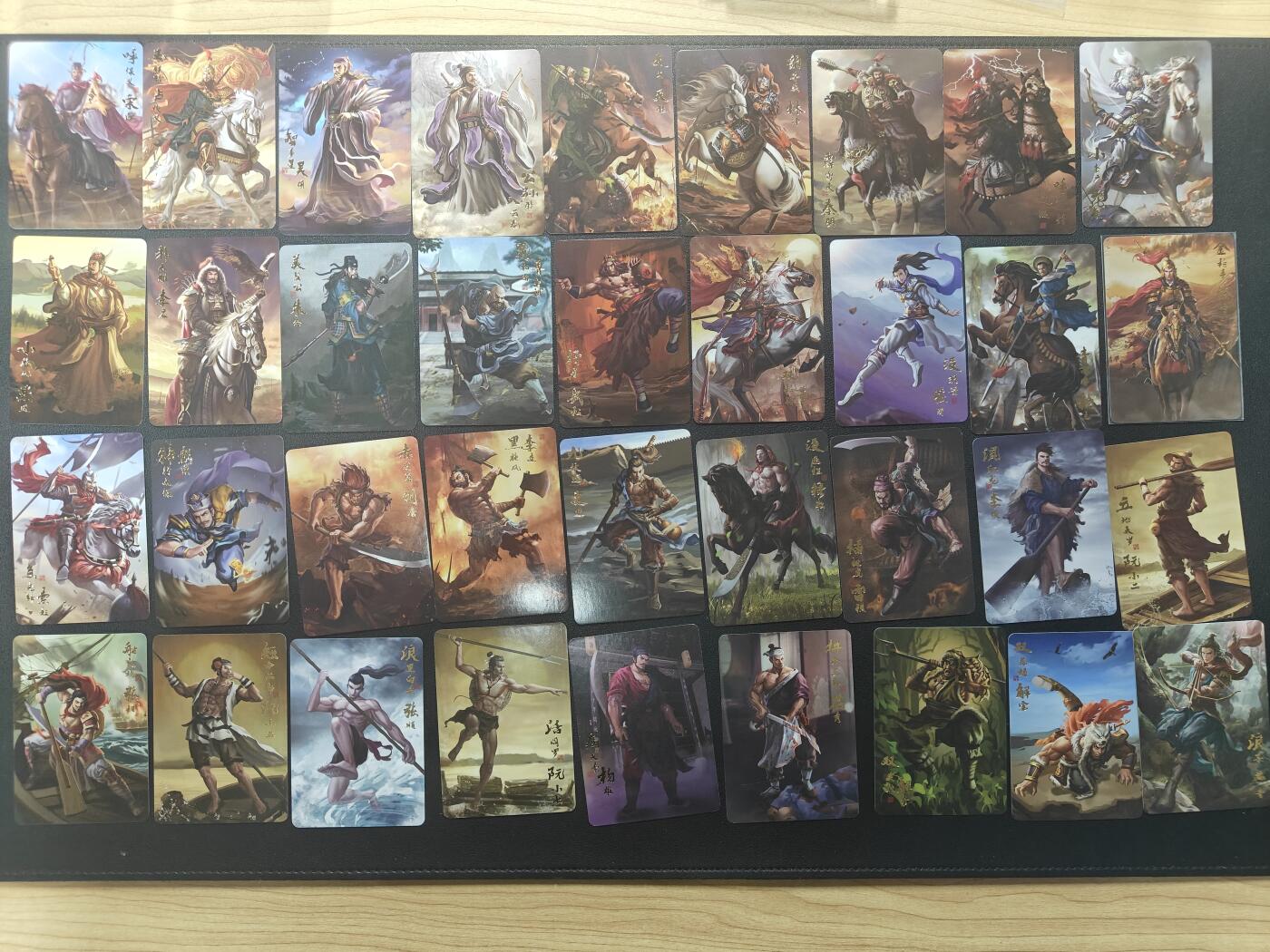 天玑星卡拍第147期《12.8周一截拍》持续收拍收评中 满赠卡需备注 摩卡水浒 108+10+30 普卡