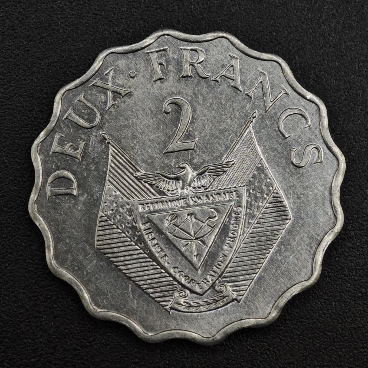 【淘币小摊】实时拍第八百二十一拍   散币场   满百包邮可预留二周 每周一统一发货   卢旺达1970年2法郎铝币