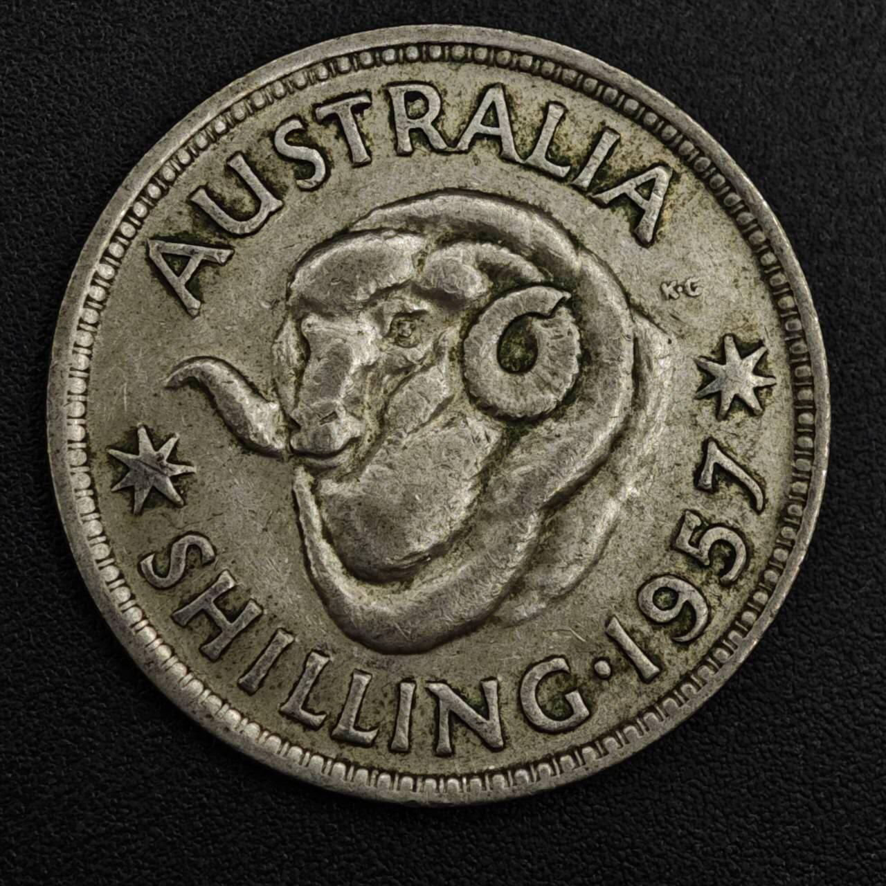 【淘币小摊】实时拍第八百二十一拍   散币场   满百包邮可预留二周 每周一统一发货   澳大利亚1957年伊丽莎白二世一先令绵羊银币