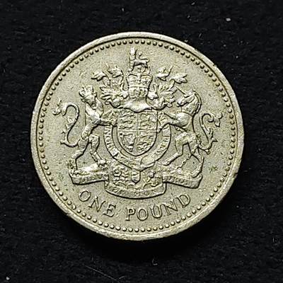 【全场包邮】纯粹捡漏拍484场（免费代拍第21场） - 英国1983年1镑花冠女王联合王国盾徽