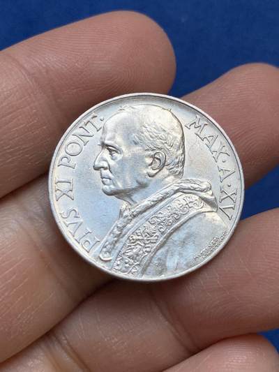 《竞宝斋》第445场 周日，周一，2场连拍 （全场包邮） - 梵蒂冈1936年圣母抱婴10里拉银币